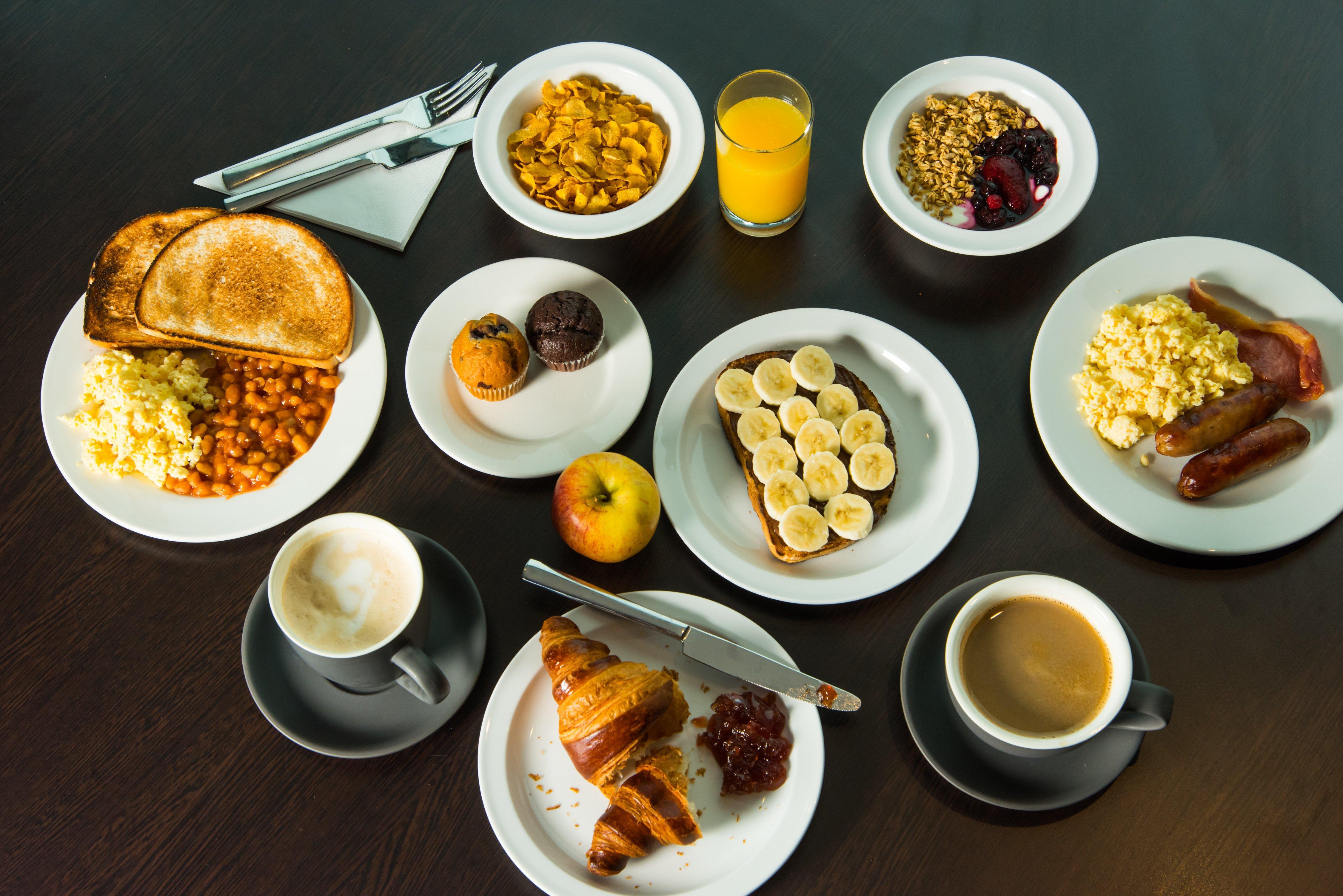 Holiday Inn Express Northampton - South By Ihg Bagian luar foto