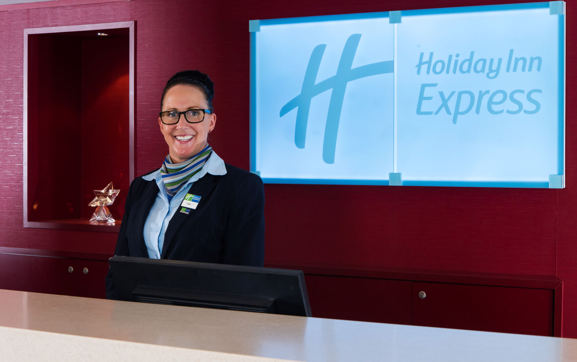 Holiday Inn Express Northampton - South By Ihg Bagian luar foto